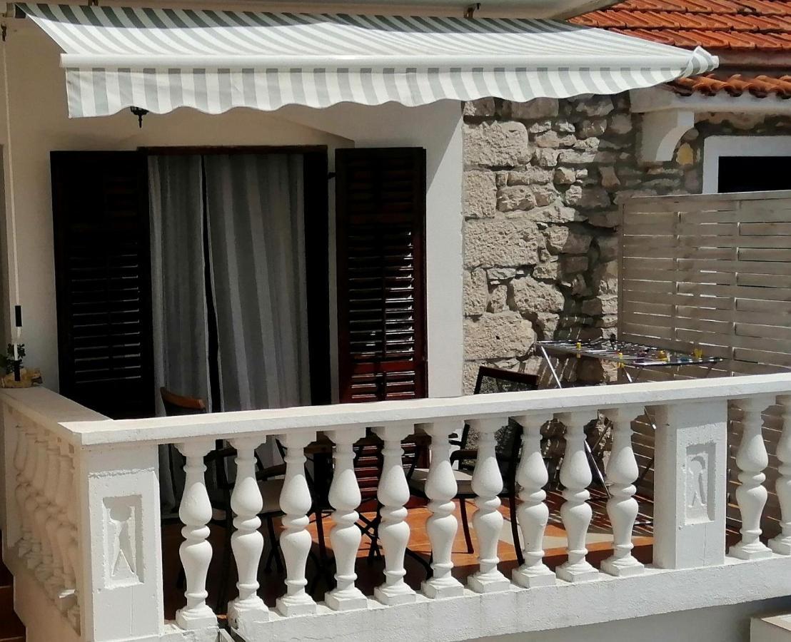 Apartments Dalmatian Stone House ตูรันญ์ ภายนอก รูปภาพ