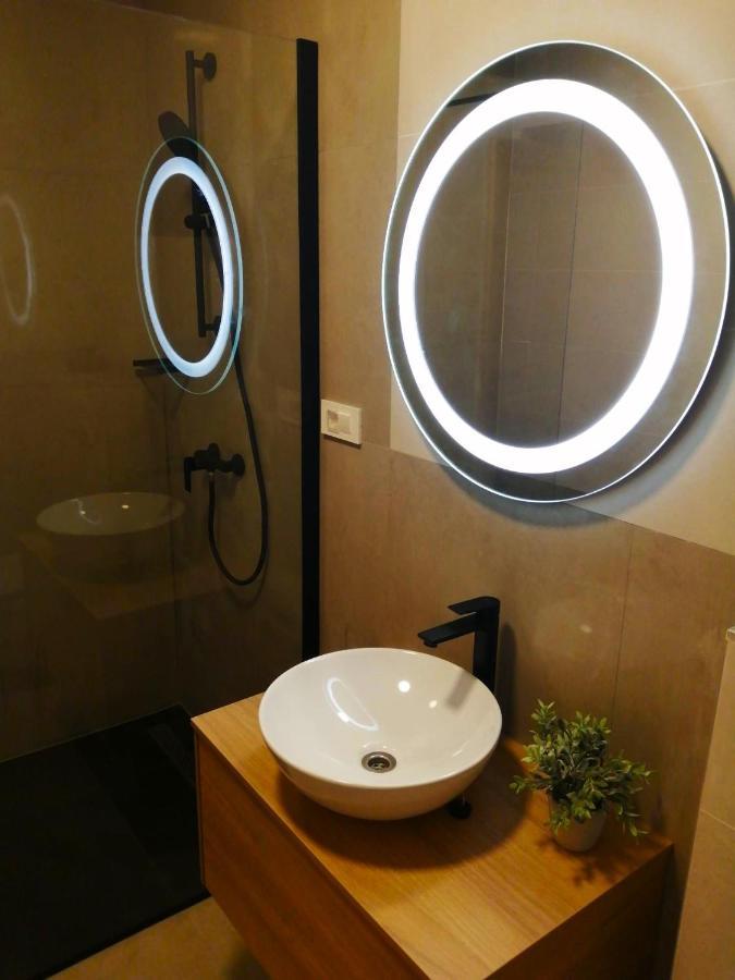 Apartments Dalmatian Stone House ตูรันญ์ ภายนอก รูปภาพ
