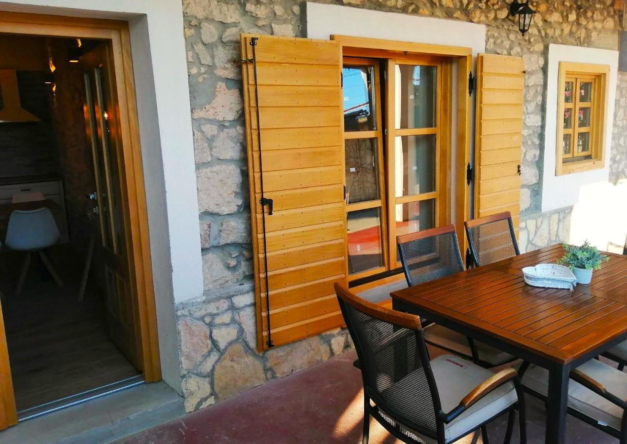 Apartments Dalmatian Stone House ตูรันญ์ ภายนอก รูปภาพ